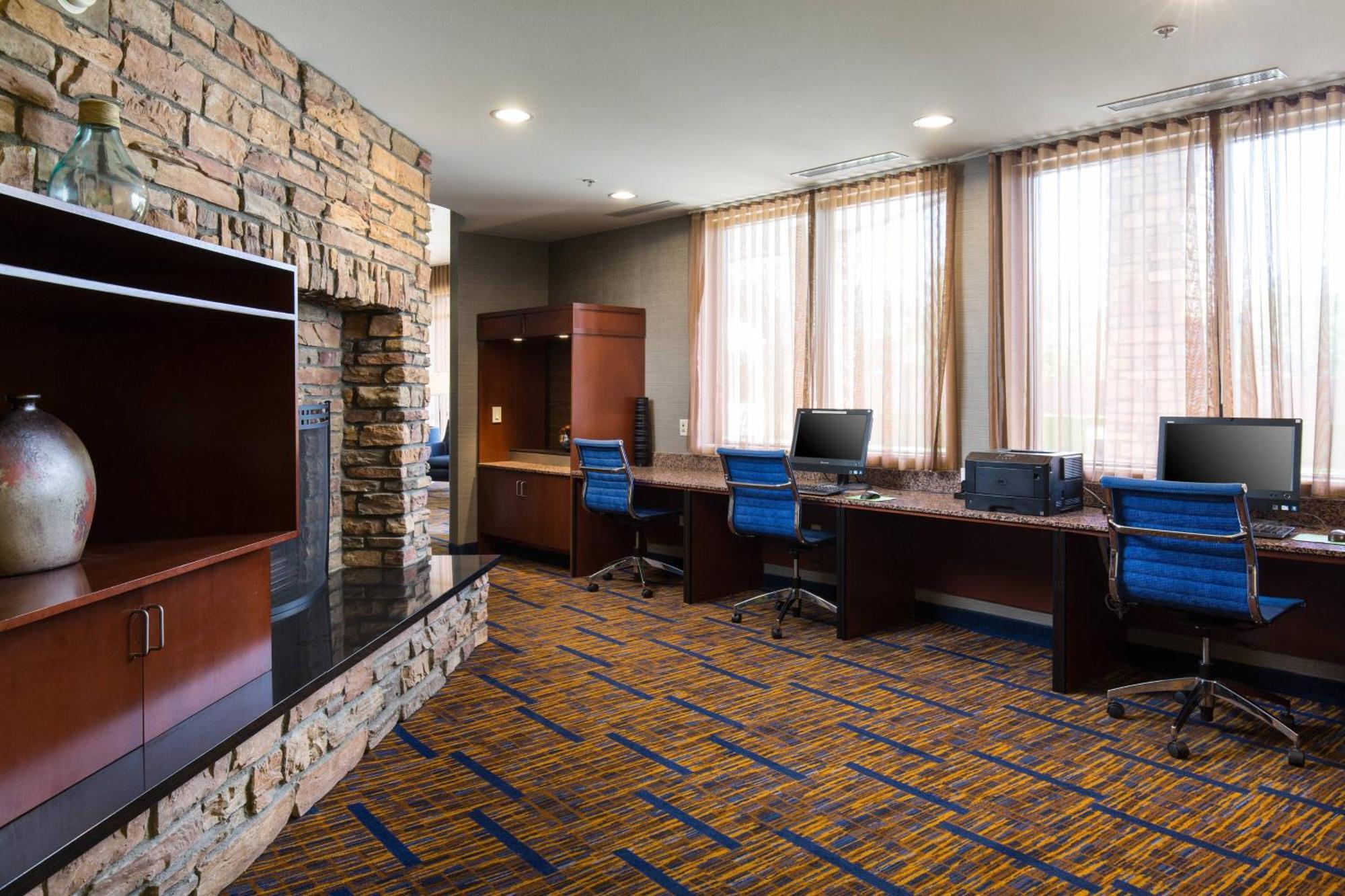 Courtyard By Marriott Ontario Rancho Cucamonga Hotel Eksteriør billede