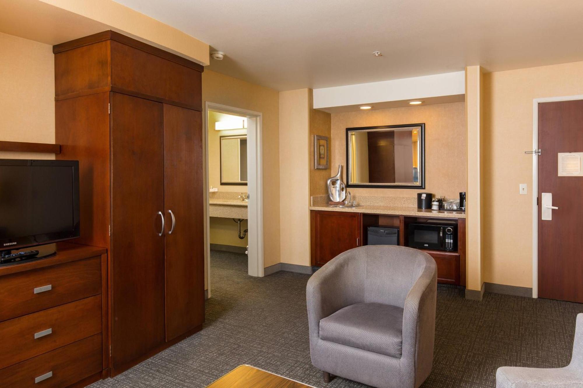 Courtyard By Marriott Ontario Rancho Cucamonga Hotel Eksteriør billede