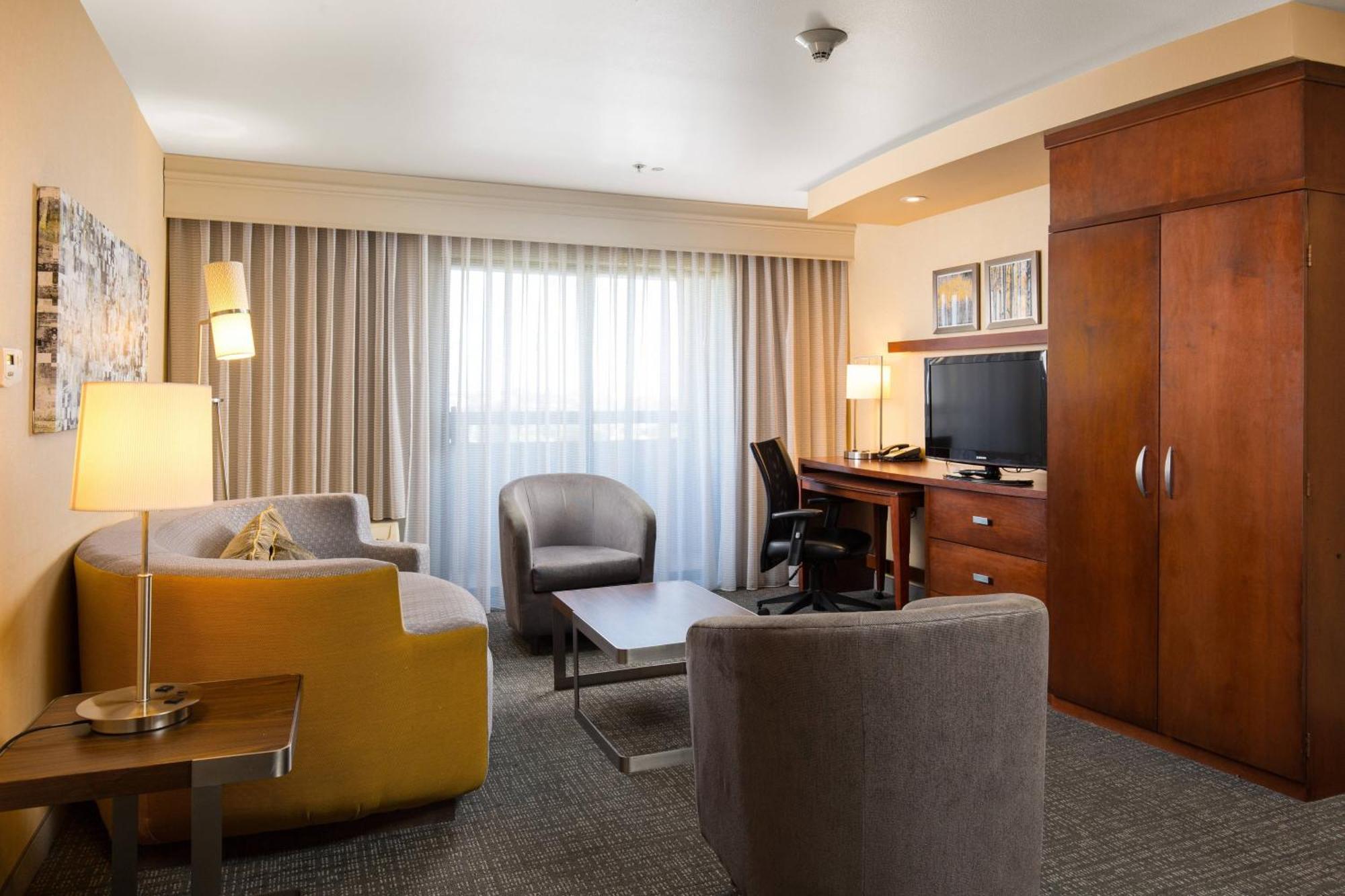 Courtyard By Marriott Ontario Rancho Cucamonga Hotel Eksteriør billede
